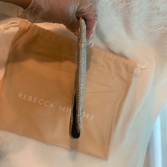 NWT Rebecca Minkoff Silver Glitter Leo Clutch w/ Dust Bag! - Picture 7 of 11